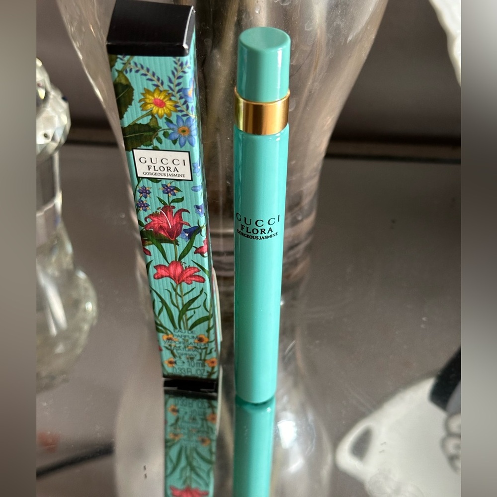 Gucci - Picture 7 of 8